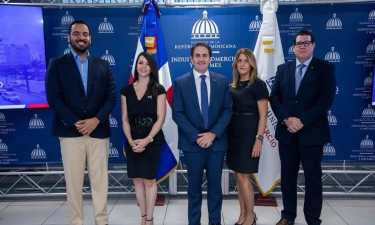 MICM y Grupo Universal culminan programa de capacitación en seguridad industrial para la industria manufacturera