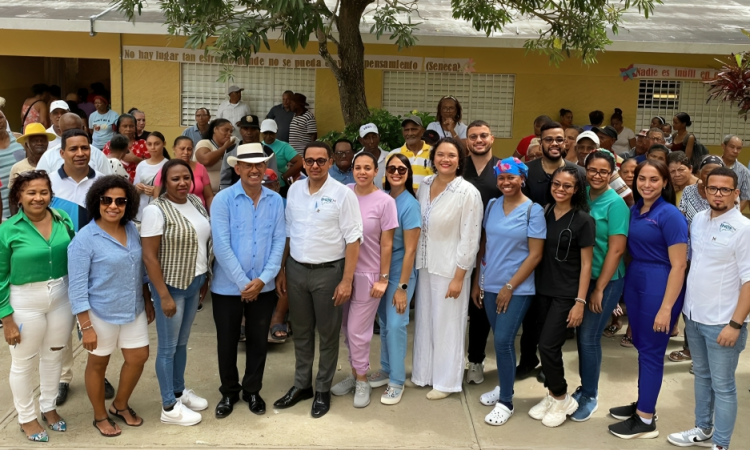 Index y Fundación Cruz Jiminián ofrecen atención médica gratuita a más de 150 personas en Puerto Plata