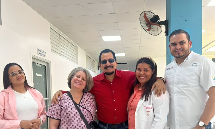 Exitoso operativo médico gratuito en el Hospital Dr. Jaime Oliver Pino