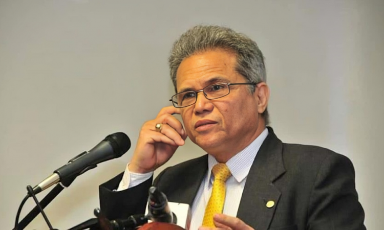 Médicos dominicanos exigen incremento salarial y mejoras en el sistema de salud