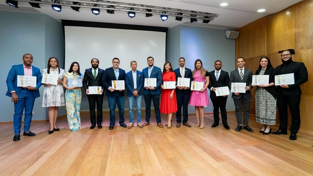 El Colegio Dominicano de Cirujanos celebra la postulación de nuevos miembros con reconocimiento al Dr. Julio Castaños