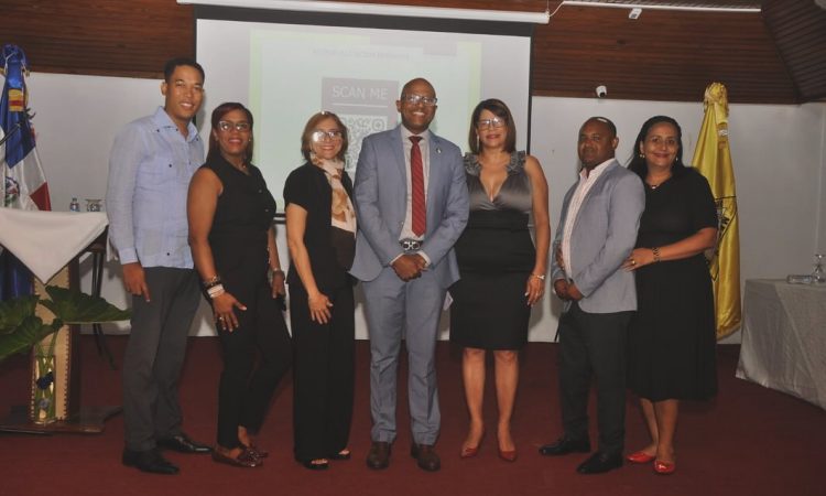 CMD organiza conferencia sobre el burnout y su impacto en la salud mental de los profesionales
