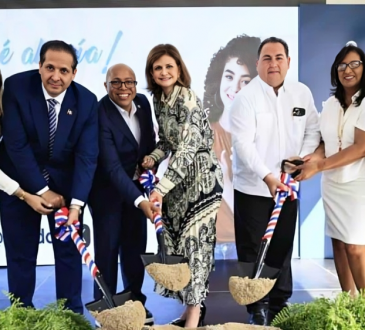 Raquel Peña y Mario Lama inician Unidad de Quemados en el Robert Reid con inversión de RD$447 millones