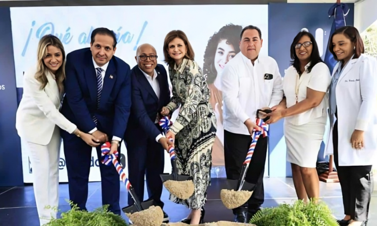 Raquel Peña y Mario Lama inician Unidad de Quemados en el Robert Reid con inversión de RD$447 millones