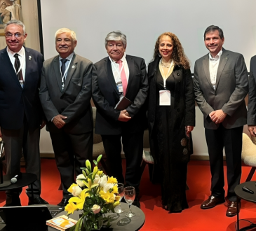 ADOFEM colabora con FEPAFEM y AFACIMERA en el Congreso Argentino de Educación Médica 2024