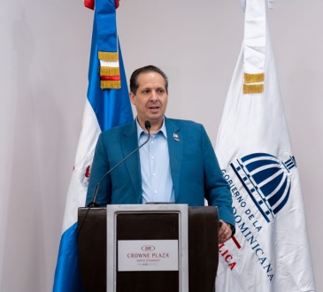 Ministro de Salud asegura medicamentos gratuitos para hipertensos y diabéticos en todo el país