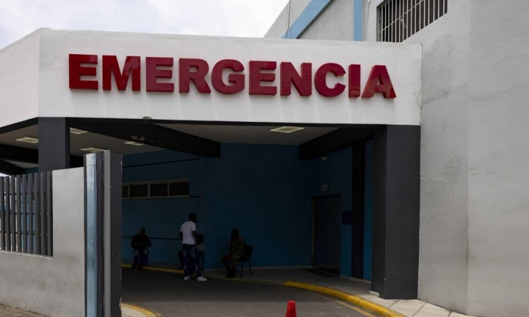 Casos de dengue e influenza disminuyen en hospitales pediátricos Robert Reid y Hugo Mendoza