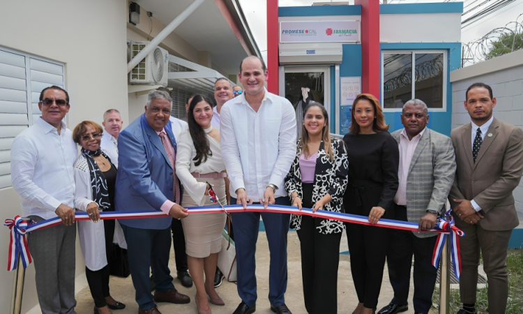 Inauguran Farmacia del Pueblo en UASD La Vega para beneficiar a más de 3,000 estudiantes y la comunidad