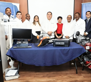 Fortalecimiento de programas de tuberculosis y VIH/SIDA con nuevos equipos en Santo Domingo