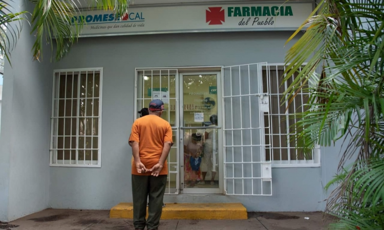 Boticas Populares operan bajo situación de abasto y escasez de medicamentos Boticas Populares operan bajo situación de abasto y escasez de medicamentos