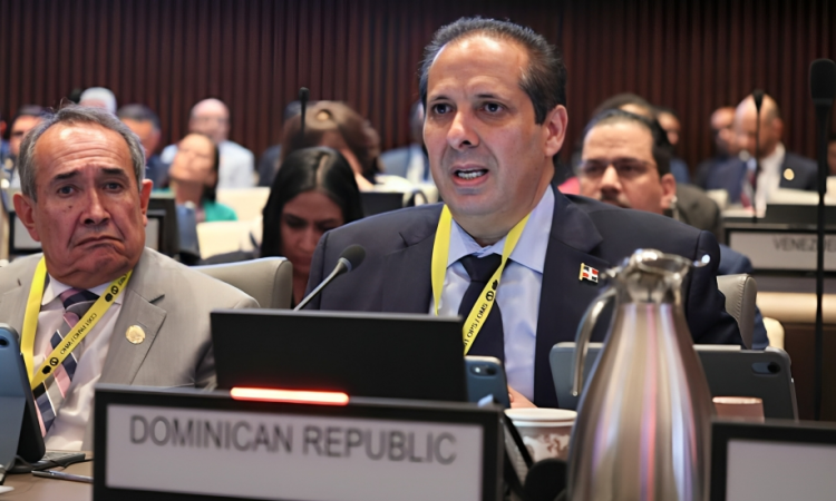 República Dominicana apoya políticas de la OPS para fortalecer el sector salud ante el cambio climático