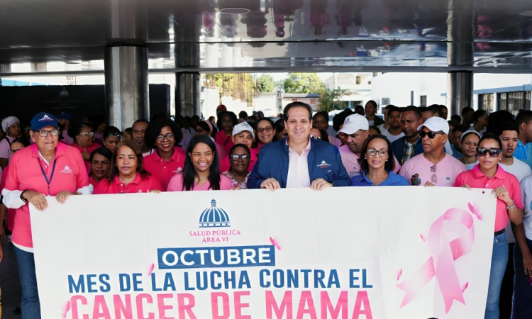 Caminata de concientización promueve la detección temprana del cáncer de mama en Santo Domingo