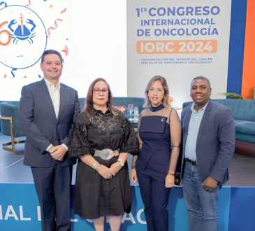 Primer Congreso Internacional de Oncología en Santiago destaca humanización en el tratamiento del cáncer