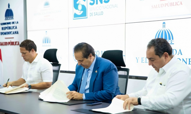 MSP, SNS y MIVED firman acuerdo para fortalecer la atención materna y neonatal en RD