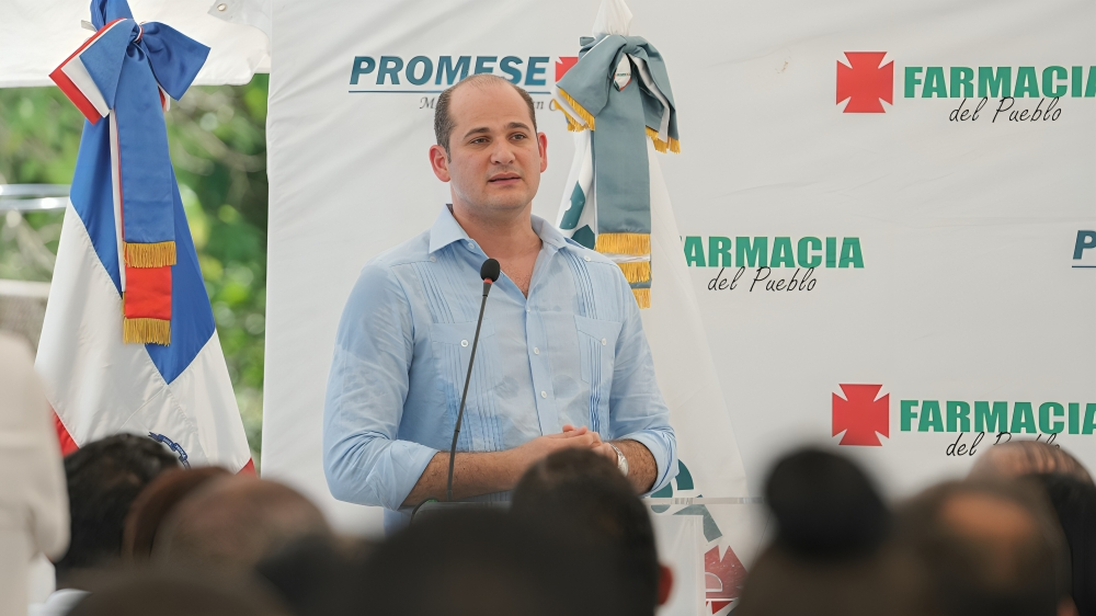 PROMESE/CAL inaugura Farmacias del Pueblo en Hostos y Cabrera