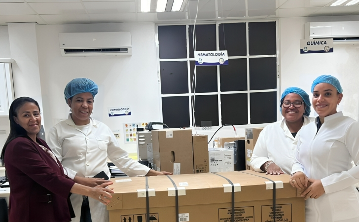 CCDX de La Vega Instala Analizador Automático A15 y Fortalece Su Capacidad Diagnóstica