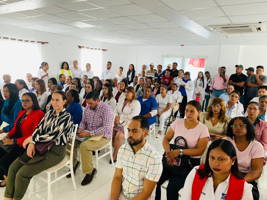 SNS inaugura unidad de atención integral en salud para adolescentes en el Hospital Sigifredo Alba