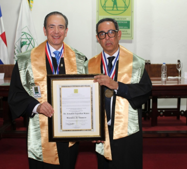 La Academia de Ciencias inviste al Dr. Arnaldo Espaillat como miembro de número en ciencias de la salud