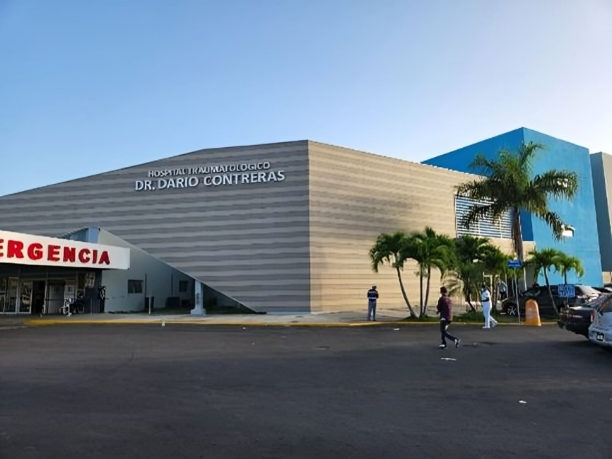 Director del Hospital Darío Contreras condena agresión a personal de emergencia por parte de paciente y su pareja