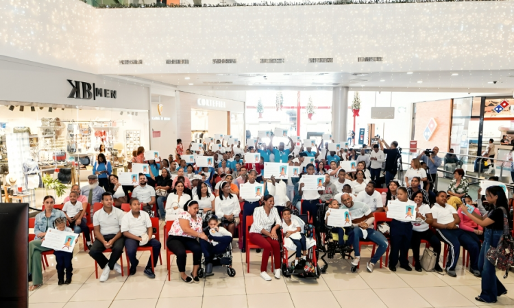 Rehabilitación inaugura exposición de obras de alumnos de Educación Especial en Galería 360