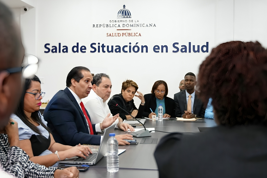 Víctor Atallah anuncia medidas para dignificar al personal de salud en RD