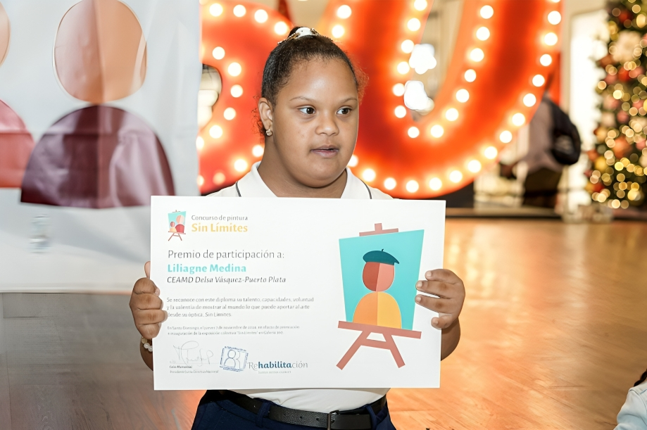 Rehabilitación inaugura exposición de obras de alumnos de Educación Especial en Galería 360