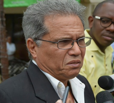 Médicos del CONAPE reciben incentivos por antigüedad tras gestión del Colegio Médico Dominicano