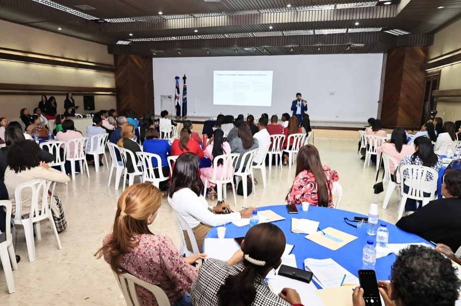SNS realiza taller de actualización para fortalecer la calidad en los laboratorios clínicos de la Red Pública SNS realiza taller de actualización para fortalecer la calidad en los laboratorios clínicos de la Red Pública