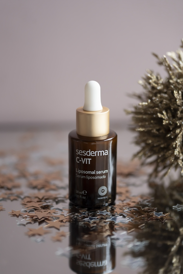 Laboratorios Sesderma presenta AZELAC RU y C-VIT para una piel radiante esta navidad