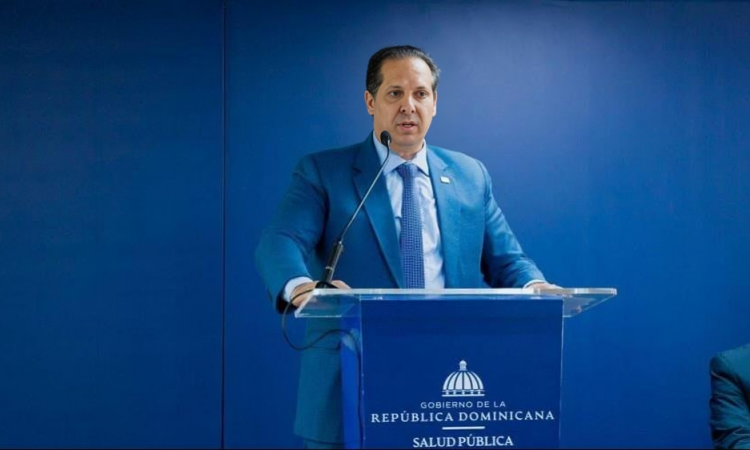 Ministro de Salud solicita tiempo al CMD para cumplir demandas ante paro nacional de médicos