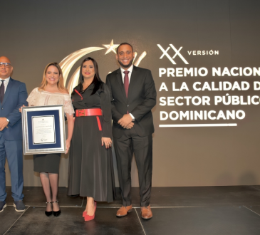 Hospital Pediátrico Hugo Mendoza recibe Premio Nacional a la calidad por excelencia en atención infantil