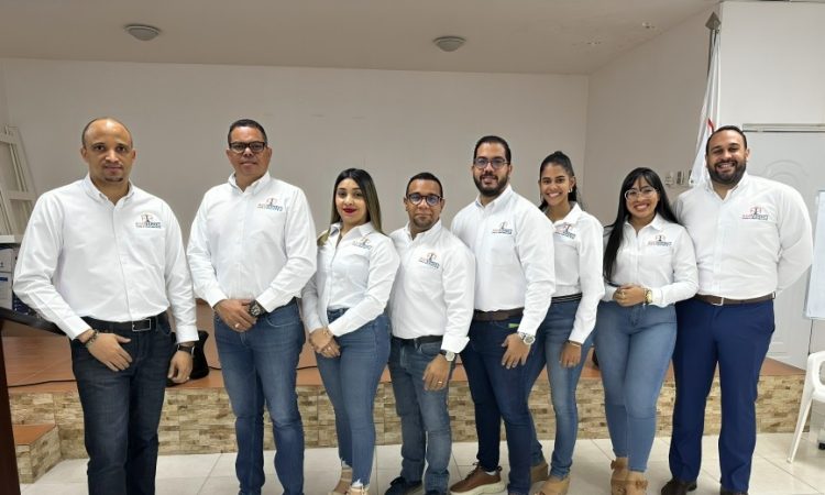 ASOVIMECI juramenta su nueva directiva para el período 2024-2026