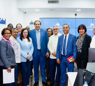 Gobierno y gremios de salud avanzan en la creación de mesas técnicas para un aumento salarial escalonado
