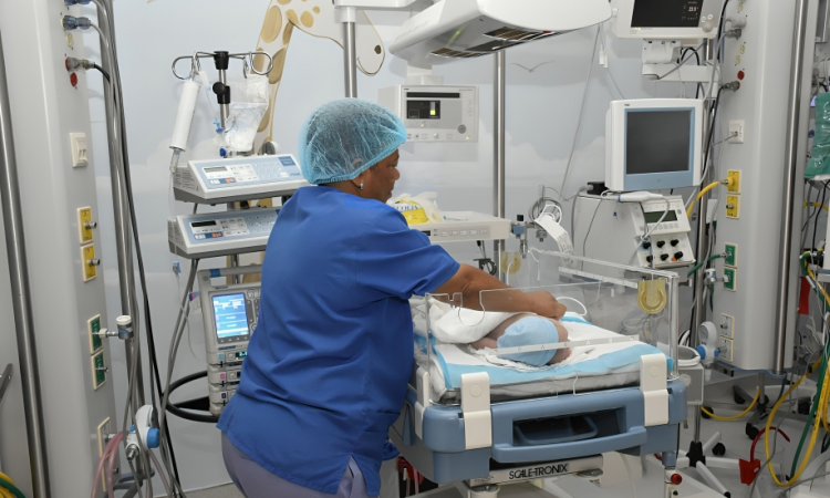 SNS logra reducir mortalidad neonatal en un 30% en hospitales de la Red Pública hasta octubre 2024