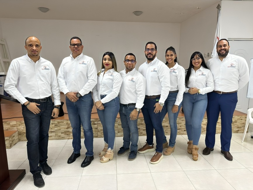 ASOVIMECI juramenta su nueva directiva para el período 2024-2026
