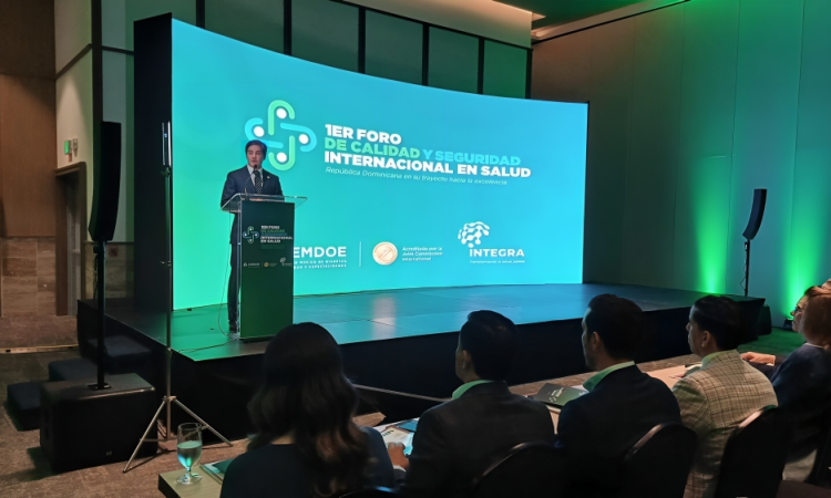 Foro Internacional en Santo Domingo destaca calidad y seguridad en salud