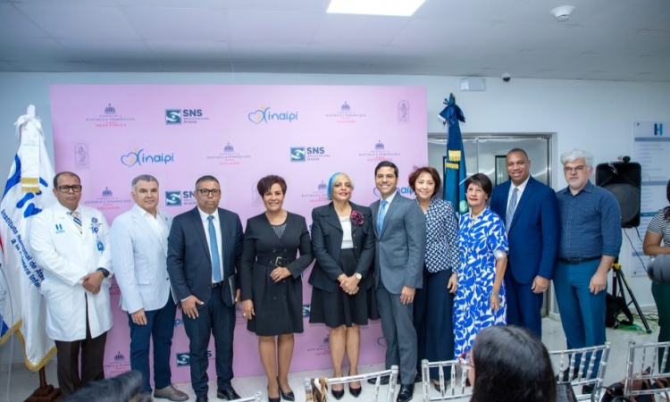 Iglesia de Jesucristo dona RD$14 millones para banco de leche en Hospital Marcelino Vélez Santana