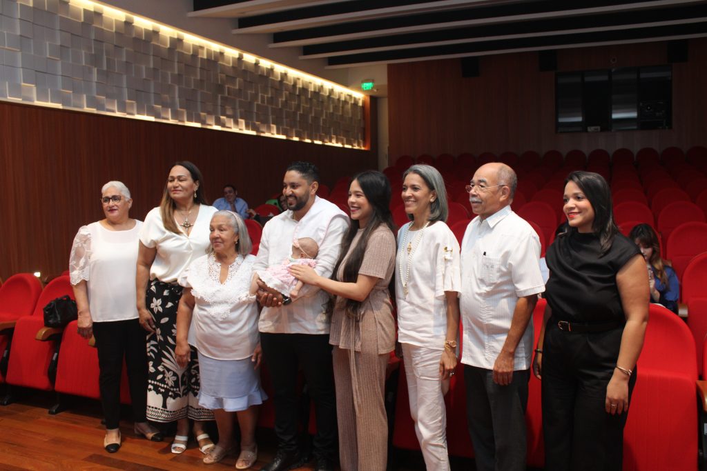 Dominican Fetal Center realiza la primera cirugía fetal de espina bífida intrauterina en República Dominicana
