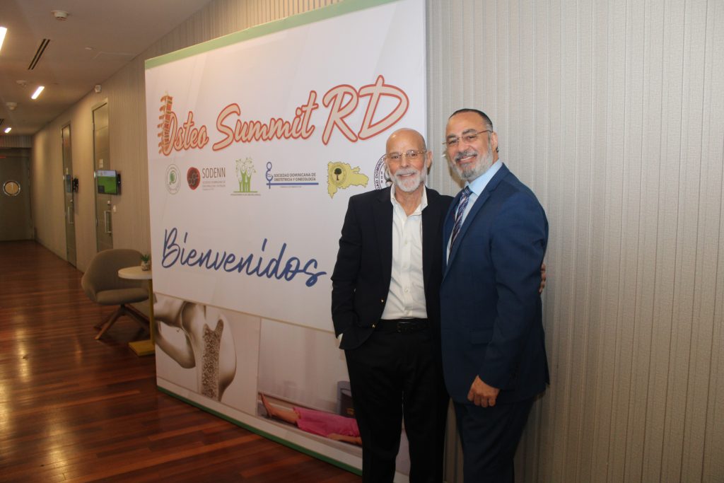 Expertos de la salud se reúnen en el OSTEO SUMMIT RD para capacitar en densitometría ósea Expertos de la salud se reúnen en el OSTEO SUMMIT RD para capacitar en densitometría ósea