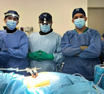 Primera cirugía de columna con técnica DLIF marca un avance médico en República Dominicana