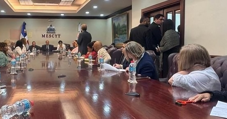 MESCyT y ADOFEM se unen para impulsar la calidad de la educación médica en República Dominicana