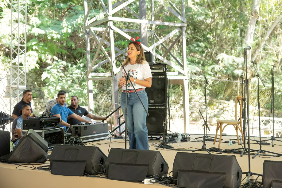 La Sociedad Dominicana de Gastroenterología celebra un exitoso cierre de año con "Navidad a la vera del Río"