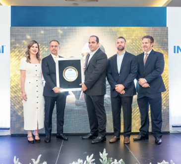 INFADOMI reconoce a la DIGEMAPS y rinde homenaje a líderes de la industria farmacéutica