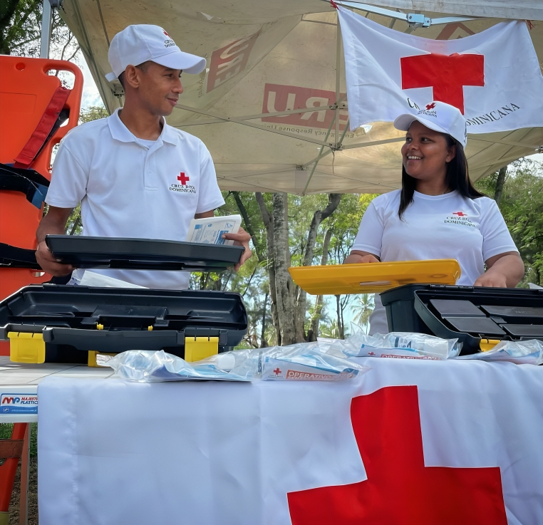Cruz Roja Dominicana implementó operativo preventivo “Cruz Roja Acompaña Tus Pasos” en Navidad y Año Nuevo