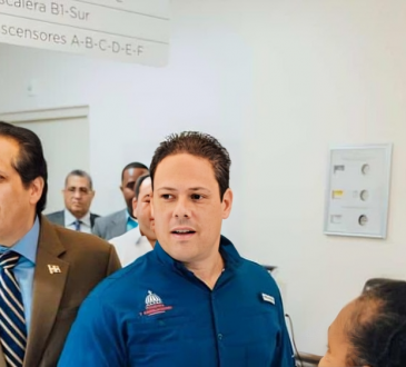 Autoridades supervisan funcionamiento del Hospital Materno Infantil de la Ciudad Sanitaria Luis Eduardo Aybar