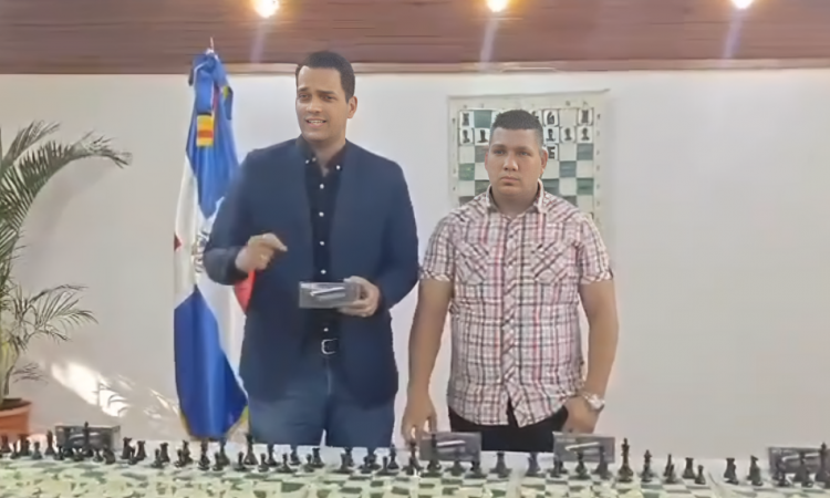 Inauguran Club de Ajedrez del Colegio Médico Dominicano para fomentar el pensamiento estratégico en la comunidad médica