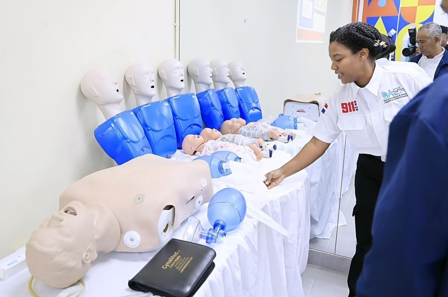 Capacitan personal sanitario en manejo de politraumatismos e intoxicación por metanol