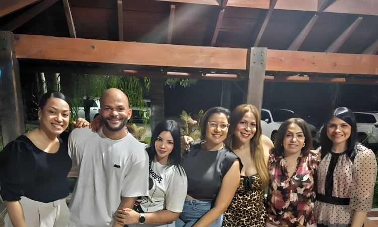 Filial La Vega de la Sociedad Dominicana de Pediatría celebra su encuentro navideño en un ambiente campestre