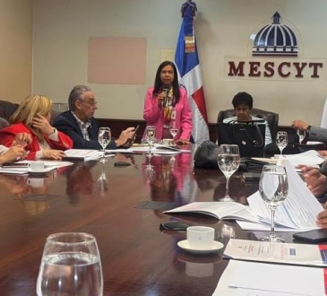 ADOFEM y MESCyT refuerzan la calidad de la educación médica en República Dominicana