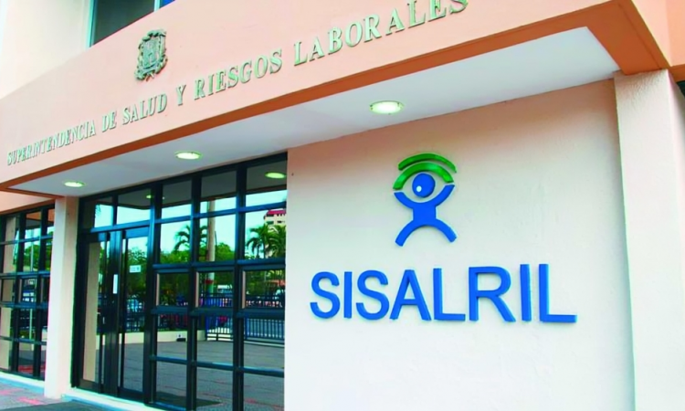 Sisalril lanza sistema de traspaso digital para afiliados al Seguro Familiar de Salud